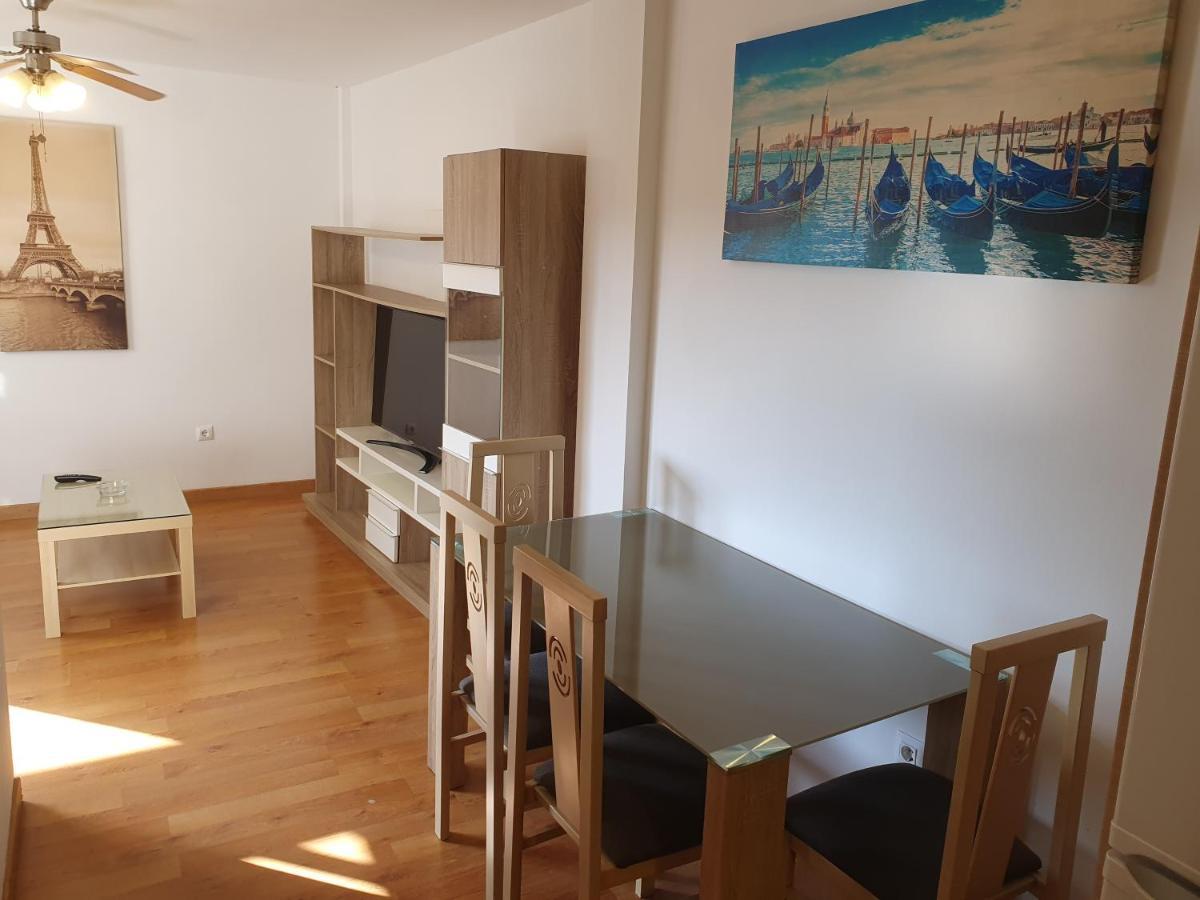 2H, Aire Acondic, 50M2, 1 Dormitorio, 4 Huespedes, Wifi Gratis La Linea de la Concepcion Exterior photo